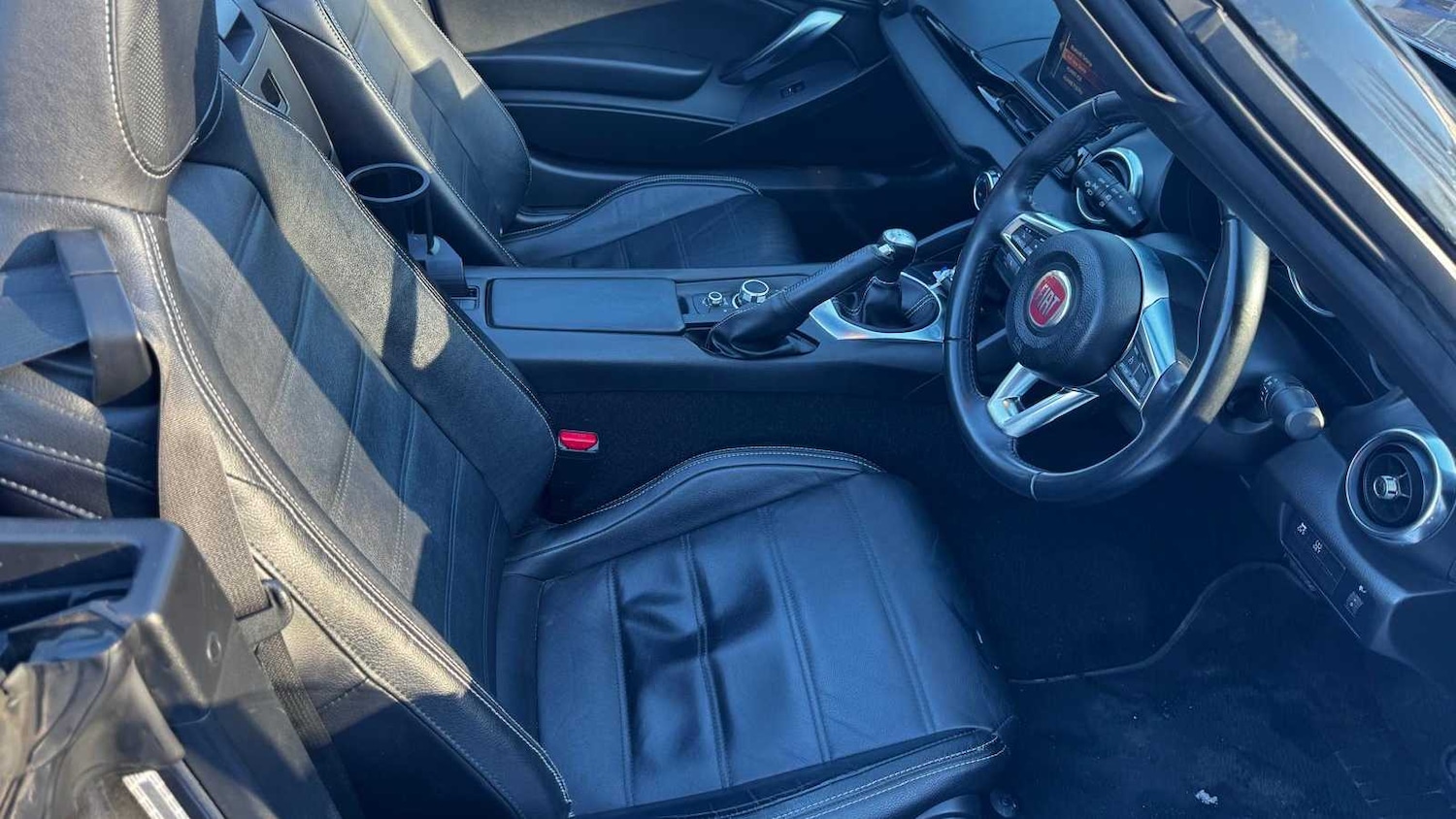 Used Fiat 124 Spider 2018 for sale - 78060162: Photo 15