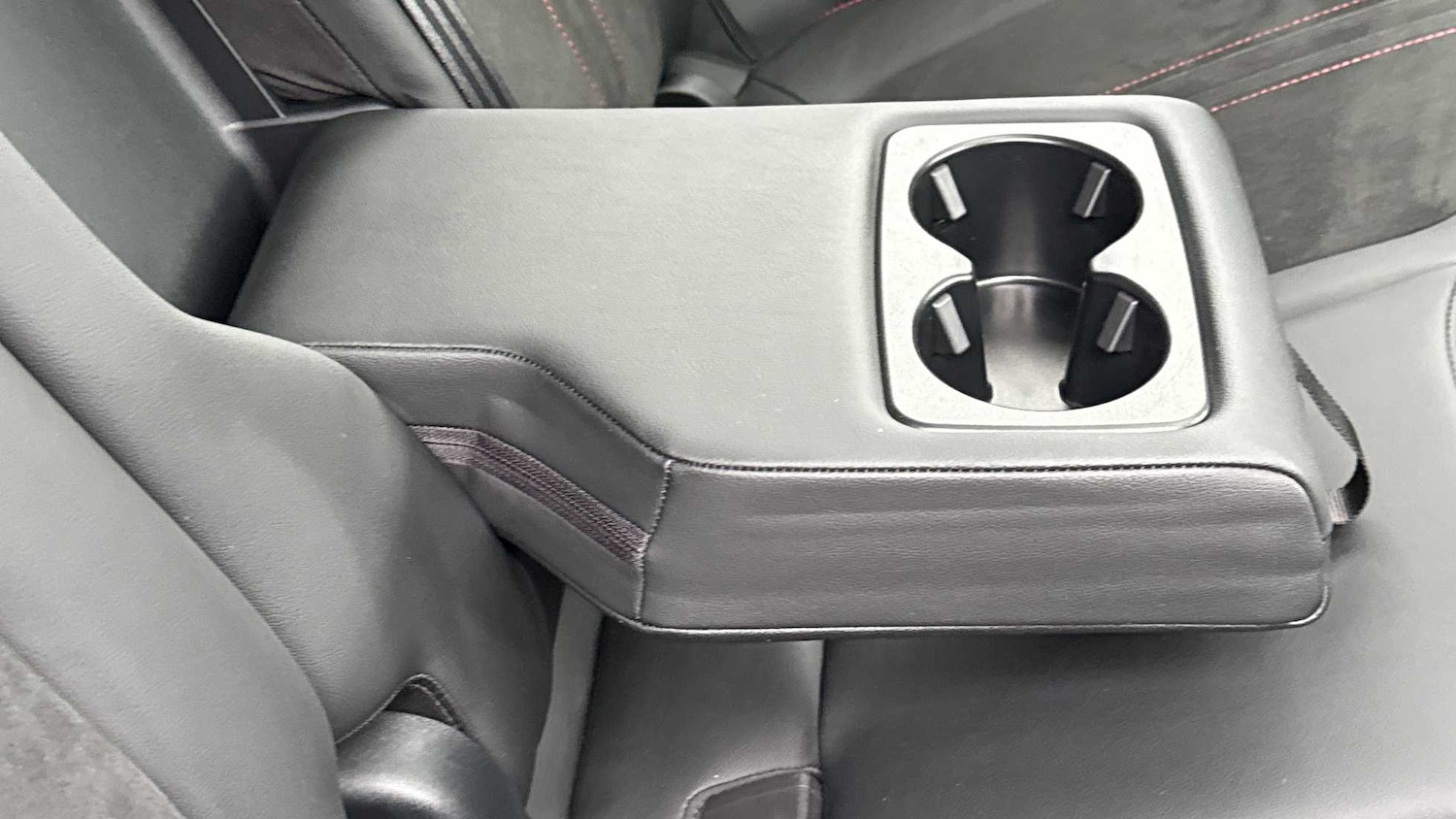 Used Ford Kuga 2024 for sale - 77083120: Photo 16