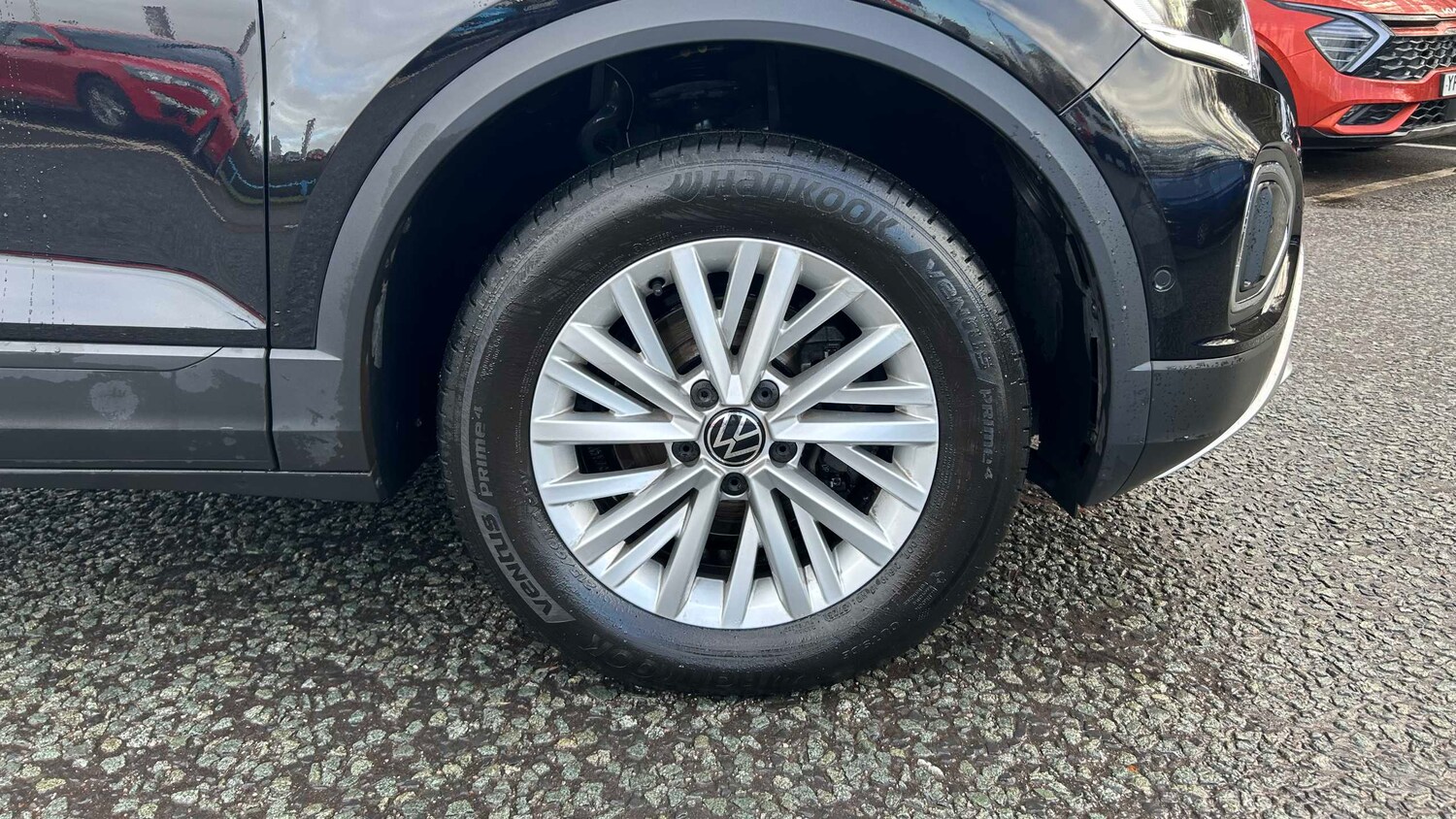 Used Volkswagen T-Roc 2022 for sale - 76804765: Photo 12