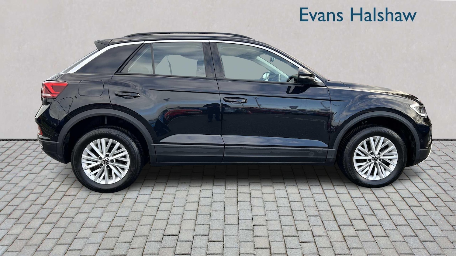 Used Volkswagen T-Roc 2022 for sale - 76804765: Photo 16
