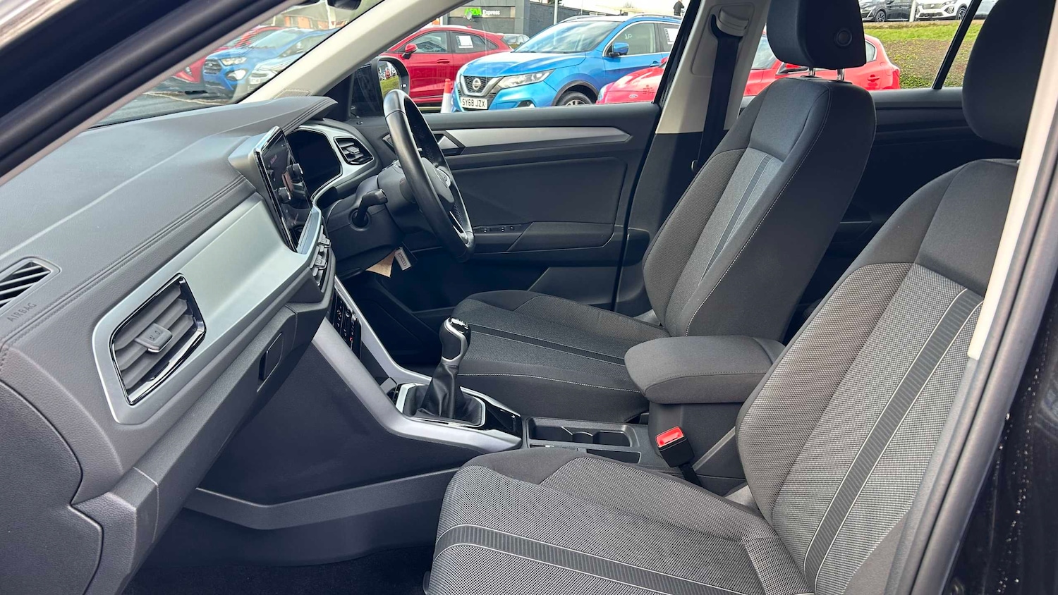 Used Volkswagen T-Roc 2022 for sale - 76804765: Photo 20