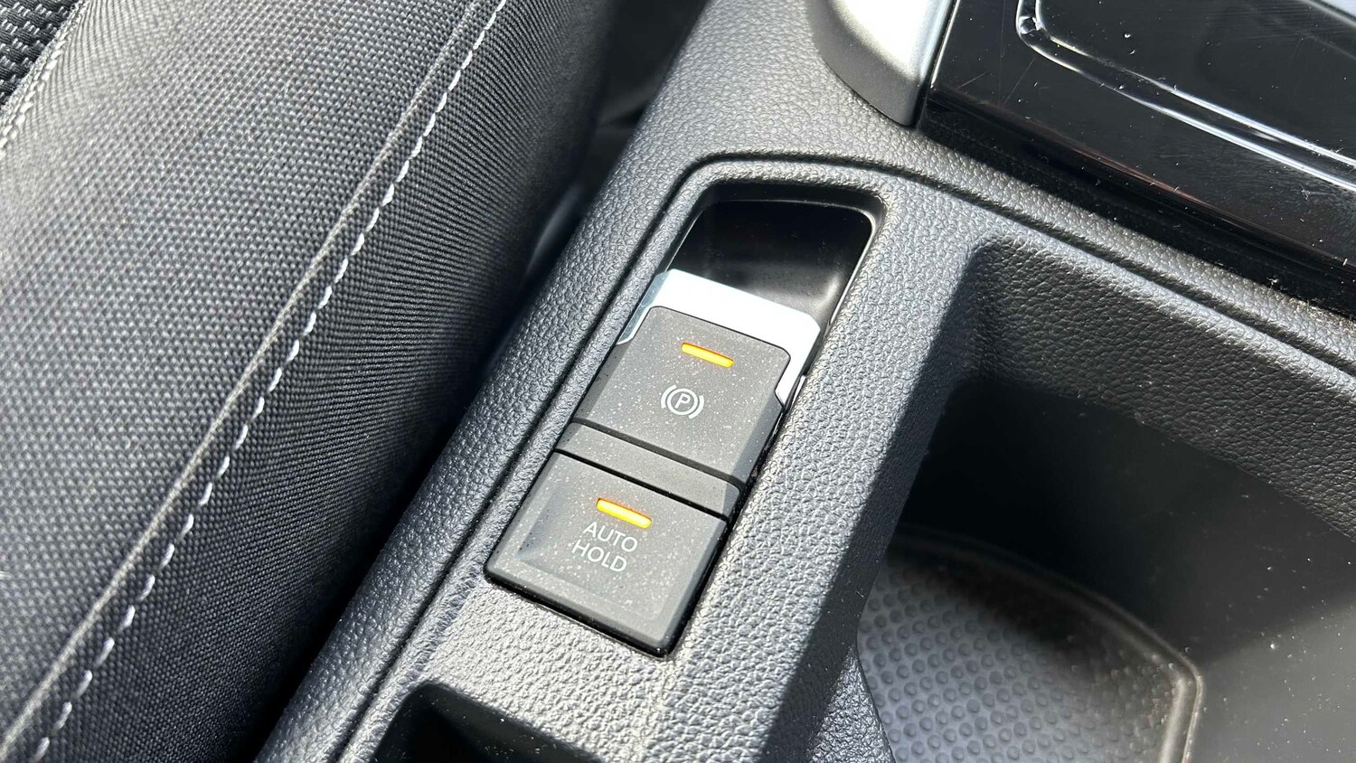 Used Volkswagen T-Roc 2022 for sale - 76804765: Photo 30