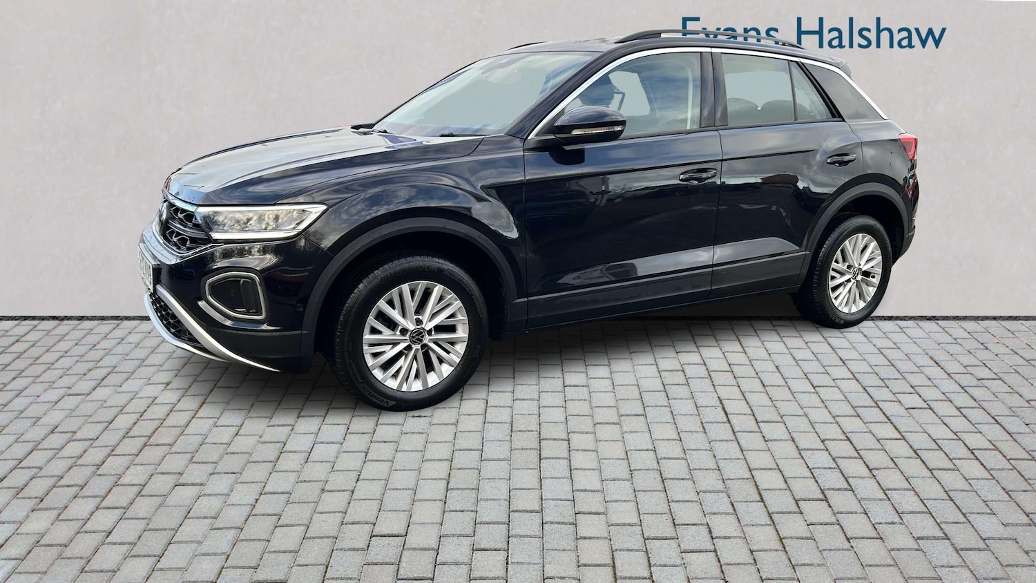 Used Volkswagen T-Roc 2022 for sale - 76804765: Photo 6