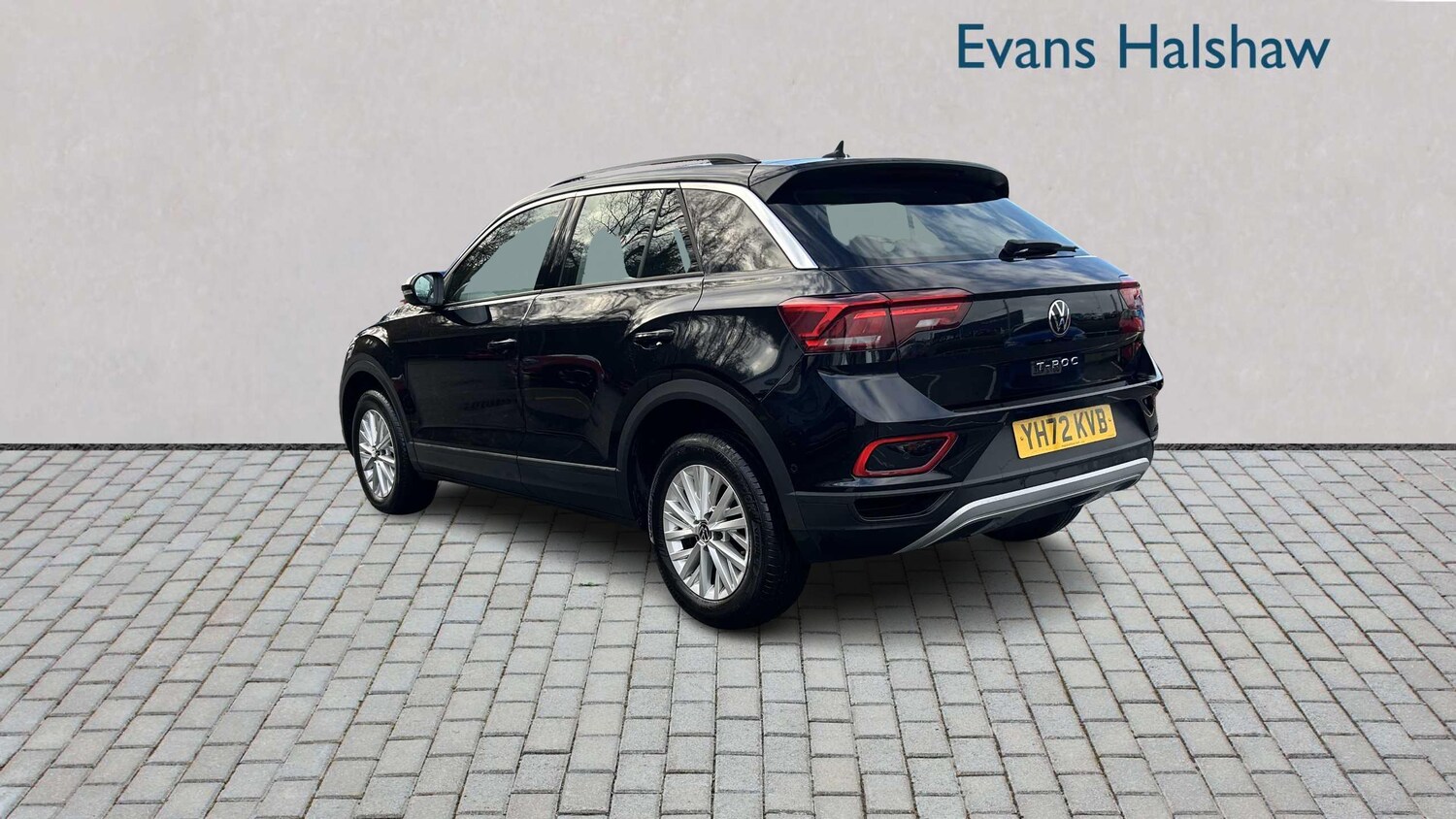Used Volkswagen T-Roc 2022 for sale - 76804765: Photo 8