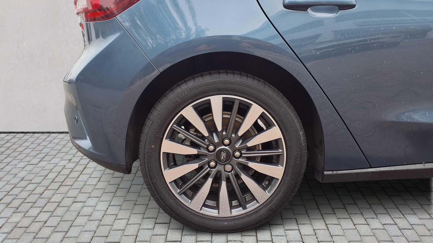 Used Ford Focus 2023 for sale - 76034727: Photo 12