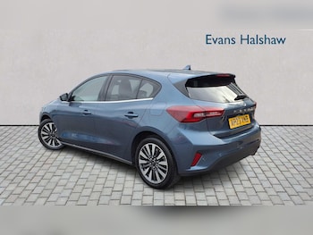Used Ford Focus 2023 for sale - 76034727: Photo 2