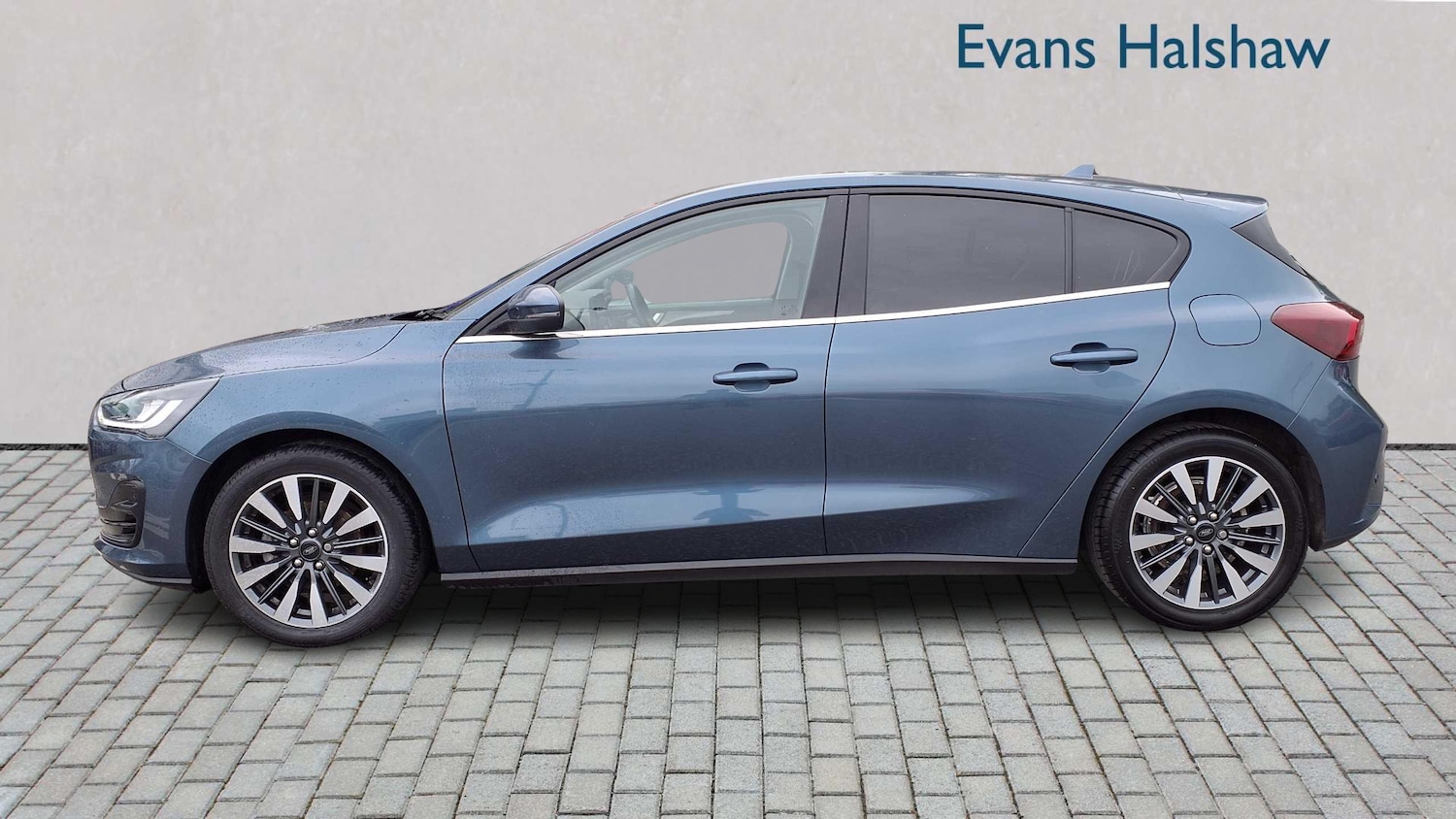 Used Ford Focus 2023 for sale - 76034727: Photo 7