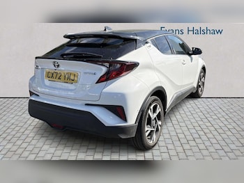 Used Toyota C-HR 2022 for sale - 79052008: Photo