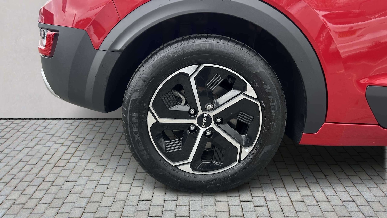 Used Kia Niro 2023 for sale - 78129629: Photo 8