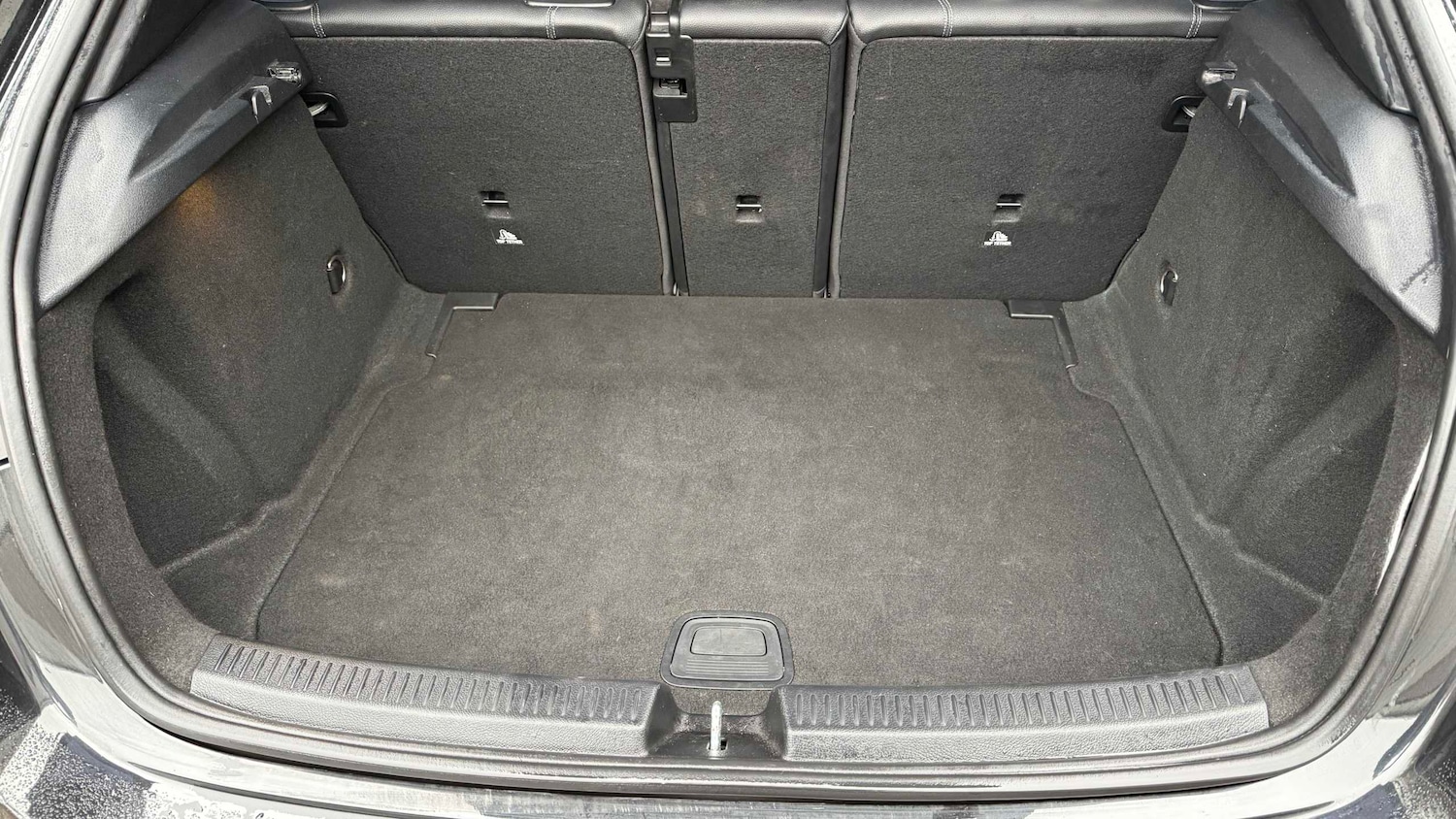 Used Mercedes-Benz A-Class 2018 for sale - 77389763: Photo 11