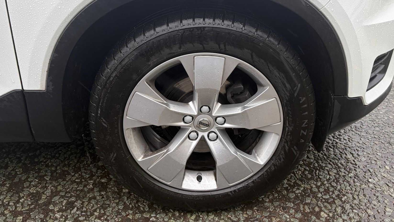 Used Volvo XC40 for sale - 77661230: Photo 11