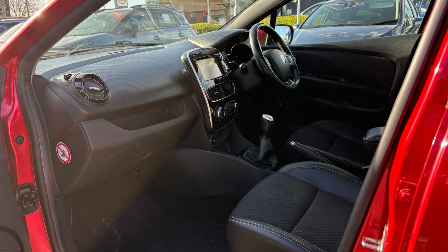 Used Renault Clio 2017 for sale - 77928805: Photo 13