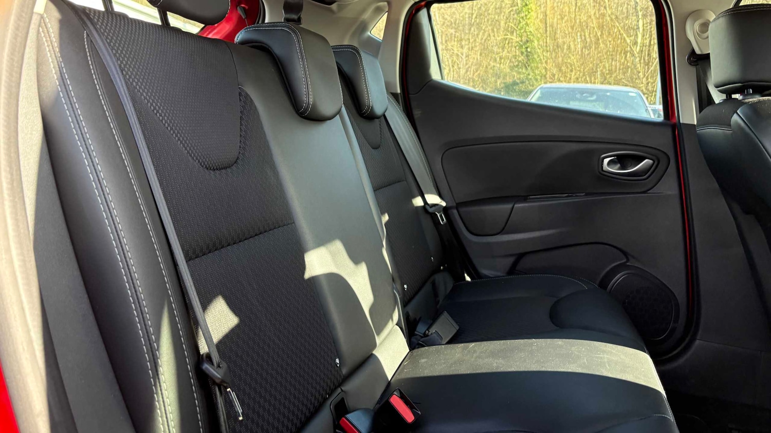 Used Renault Clio 2017 for sale - 77928805: Photo 16