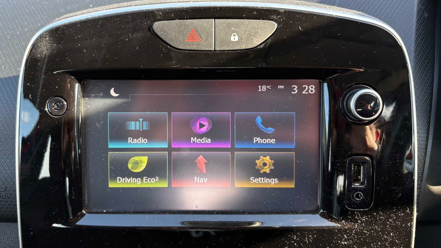 Used Renault Clio 2017 for sale - 77928805: Photo 23