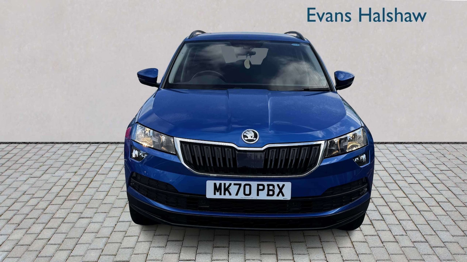 Used Skoda Karoq 2020 for sale - 77648836: Photo 2
