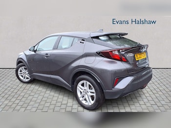 Used Toyota C-HR 2022 for sale - 76004370: Photo 2