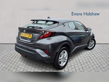 Used Toyota C-HR 2022 for sale - 76004370: Photo 4