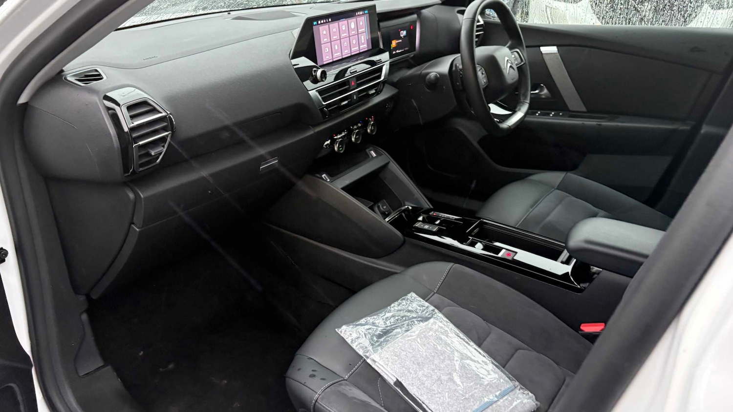 Used Citroen C4 2023 for sale - 77859449: Photo 12