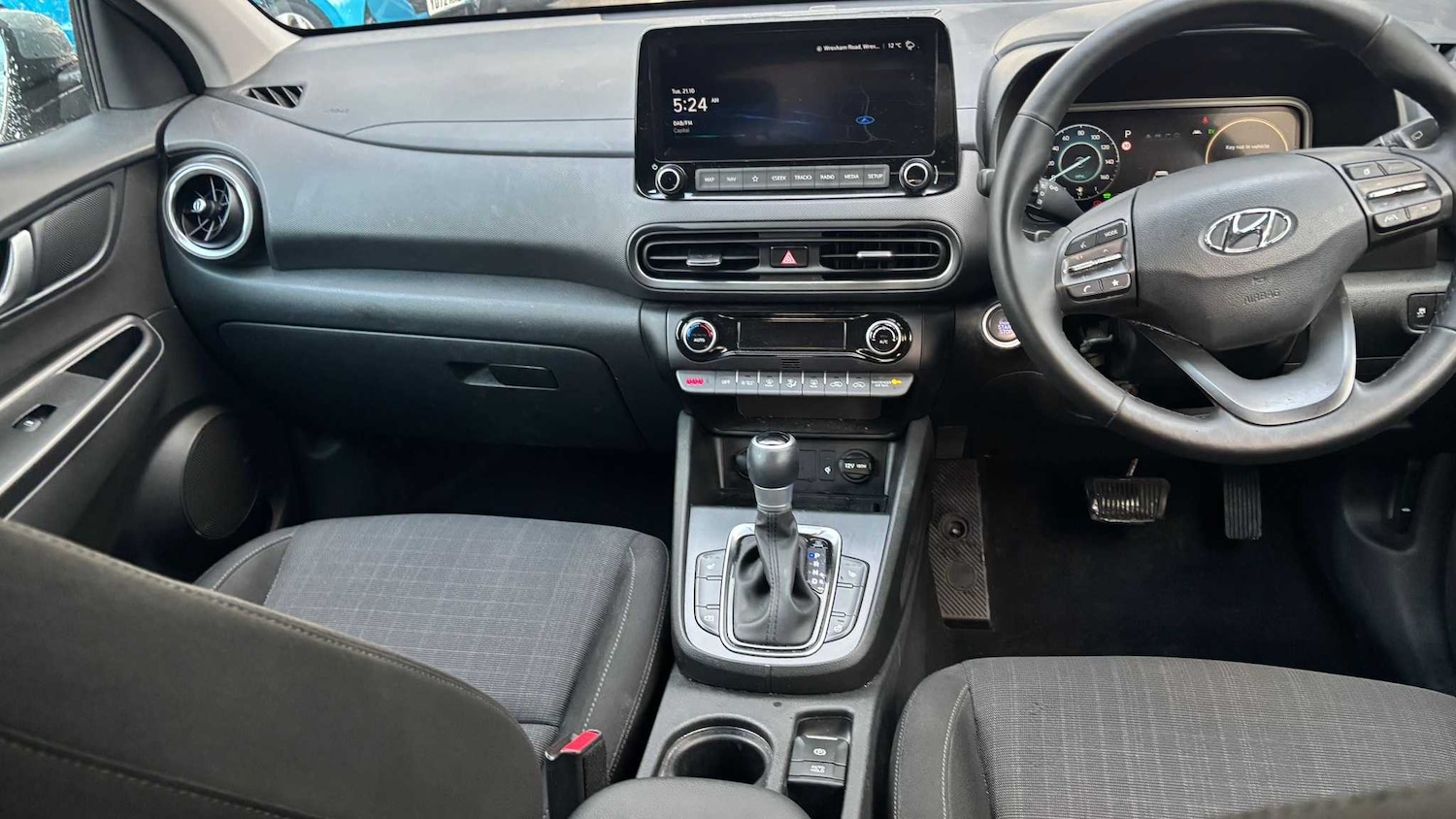 Used Hyundai KONA 2022 for sale - 76362564: Photo 2