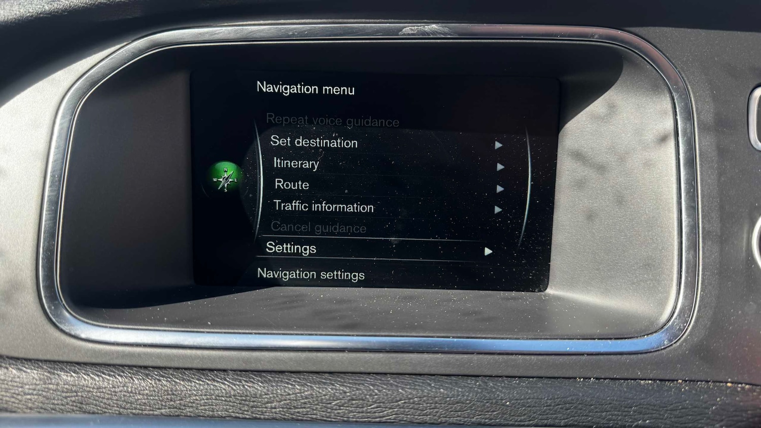 Used Volvo V40 2015 for sale - 78149150: Photo 33