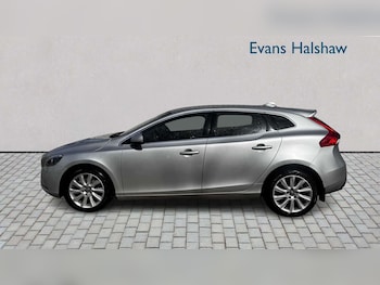 Used Volvo V40 2015 for sale - 78149150: Photo