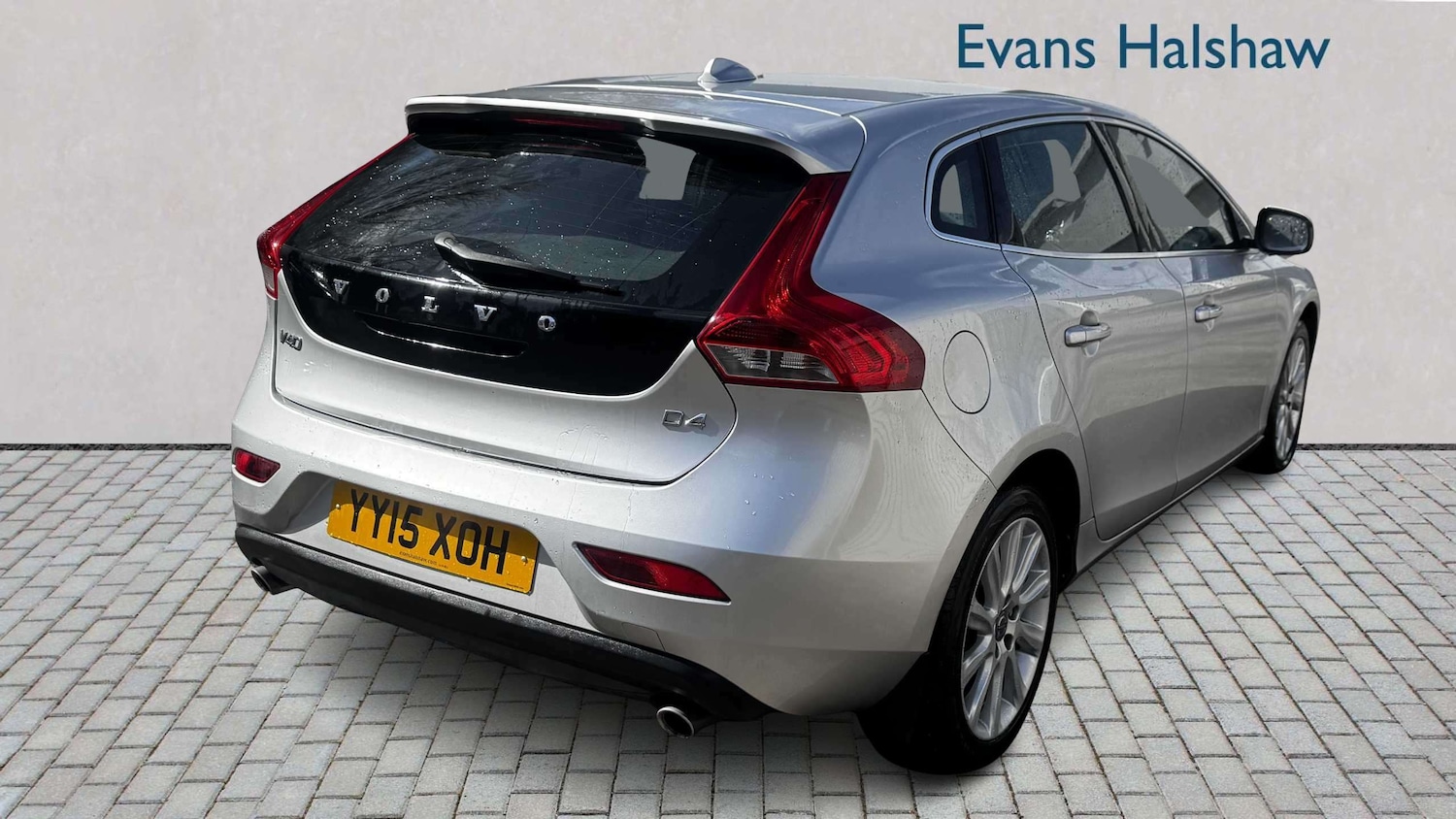Used Volvo V40 2015 for sale - 78149150: Photo 7