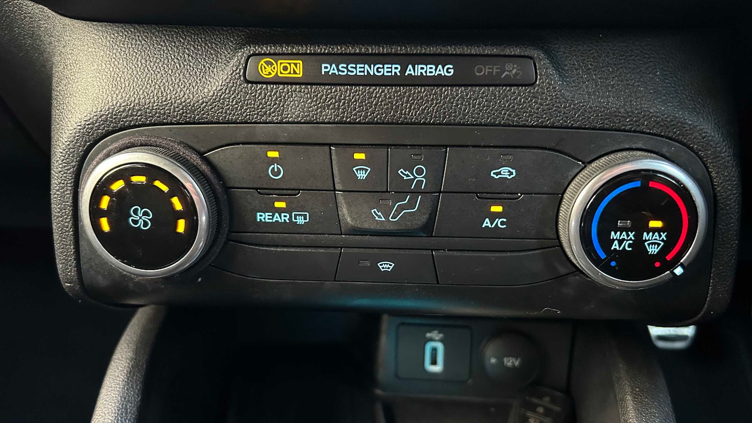 Used Ford Focus 2020 for sale - 77099604: Photo 30