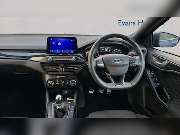 Used Ford Focus 2020 for sale - 77099604: Photo