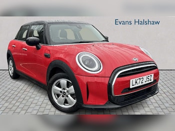 1.5 Cooper Classic 5dr Auto