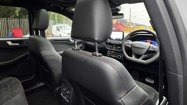 Used Ford Kuga 2023 for sale - 76242489: Photo 2