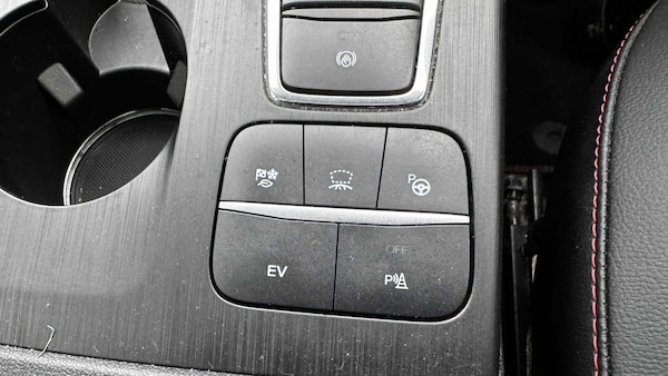 Used Ford Kuga 2023 for sale - 76242489: Photo 30