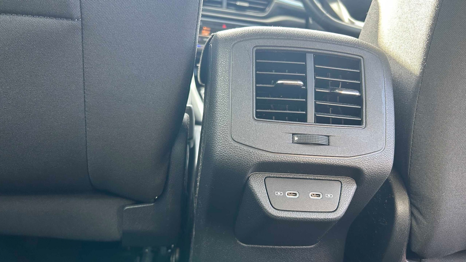 Used Volkswagen T-Roc 2022 for sale - 76141933: Photo 25