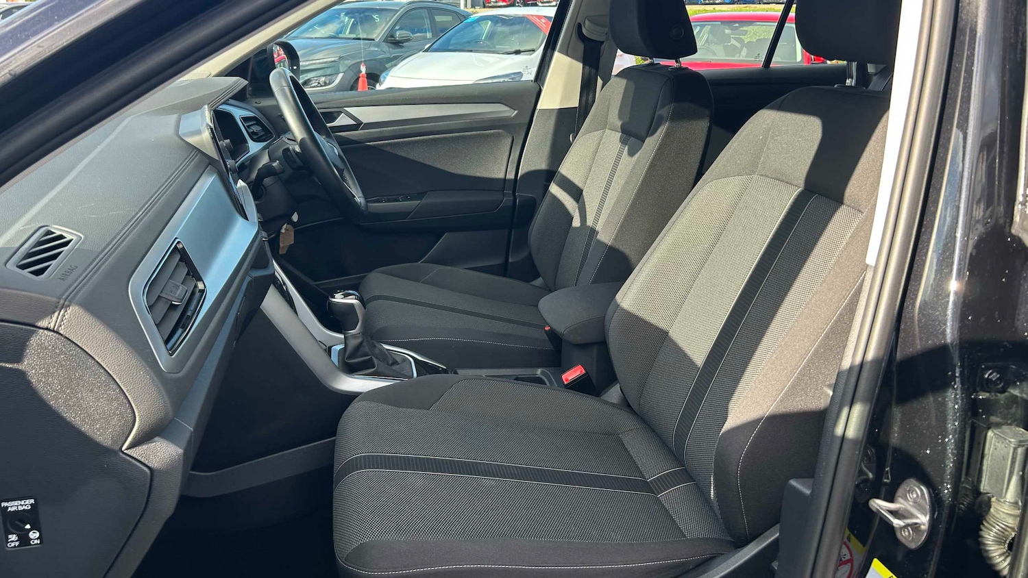 Used Volkswagen T-Roc 2022 for sale - 76141933: Photo 26