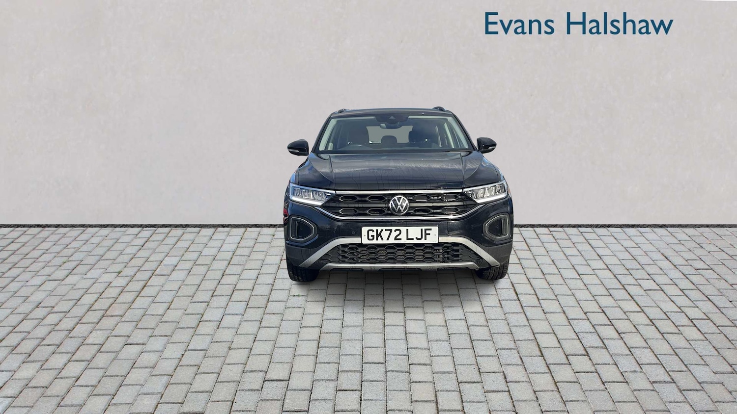 Used Volkswagen T-Roc 2022 for sale - 76141933: Photo 8