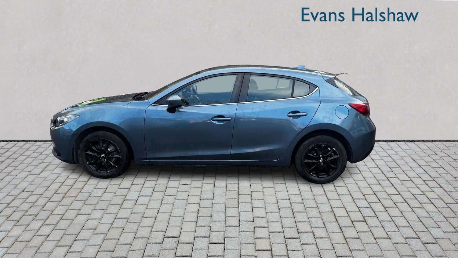 Used Mazda Mazda3 2015 for sale - 77894430: Photo 4