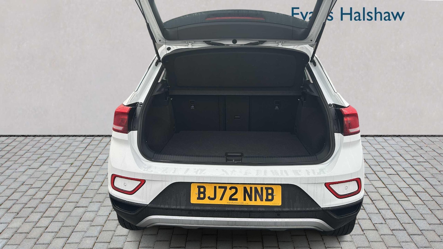 Used Volkswagen T-Roc 2022 for sale - 77270060: Photo 13