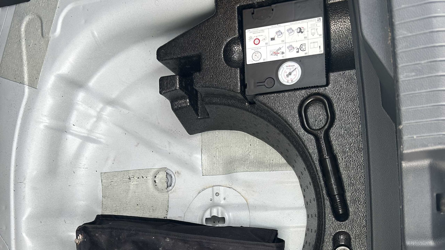 Used Volkswagen T-Roc 2022 for sale - 77270060: Photo 14