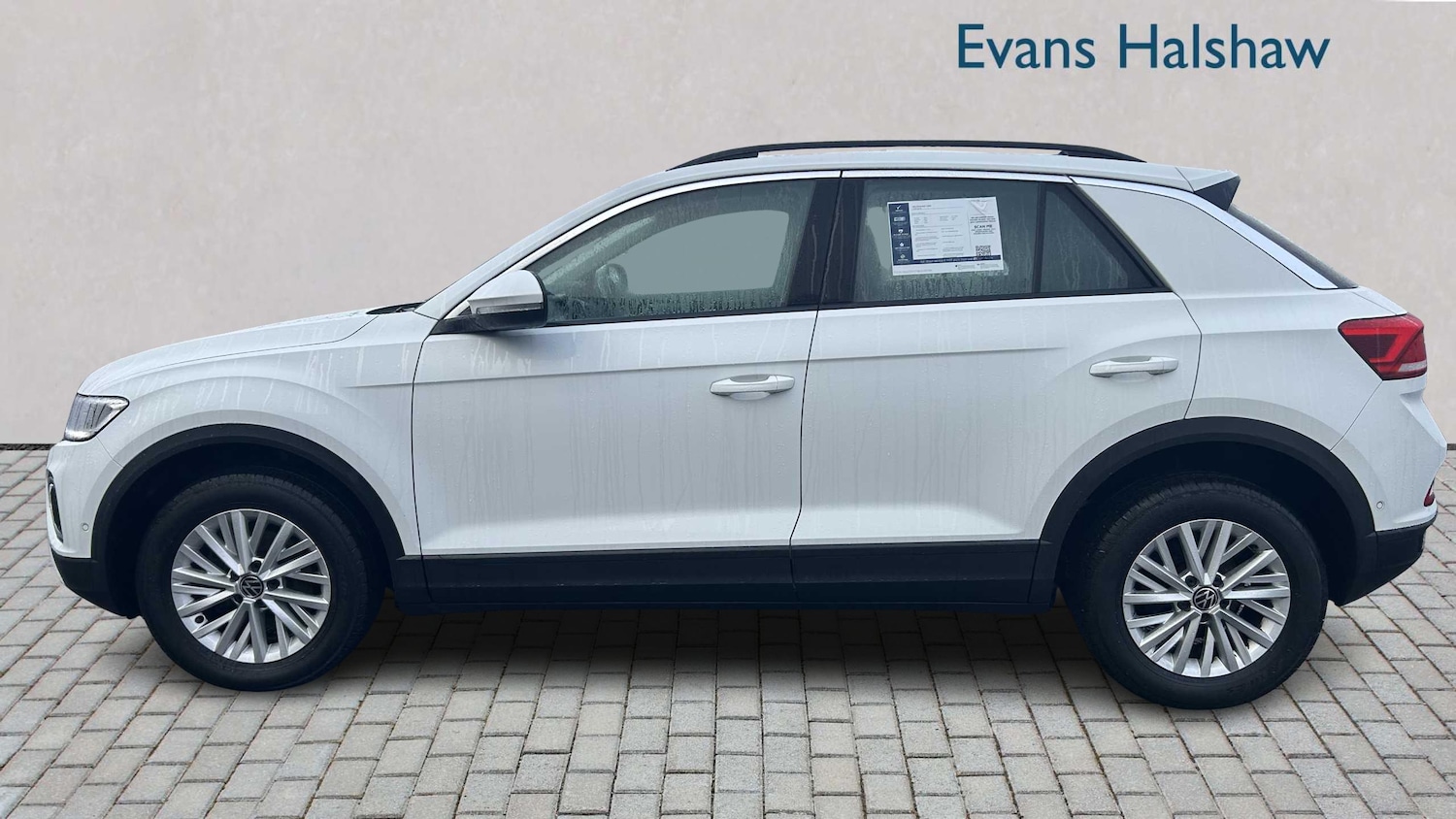 Used Volkswagen T-Roc 2022 for sale - 77270060: Photo 7