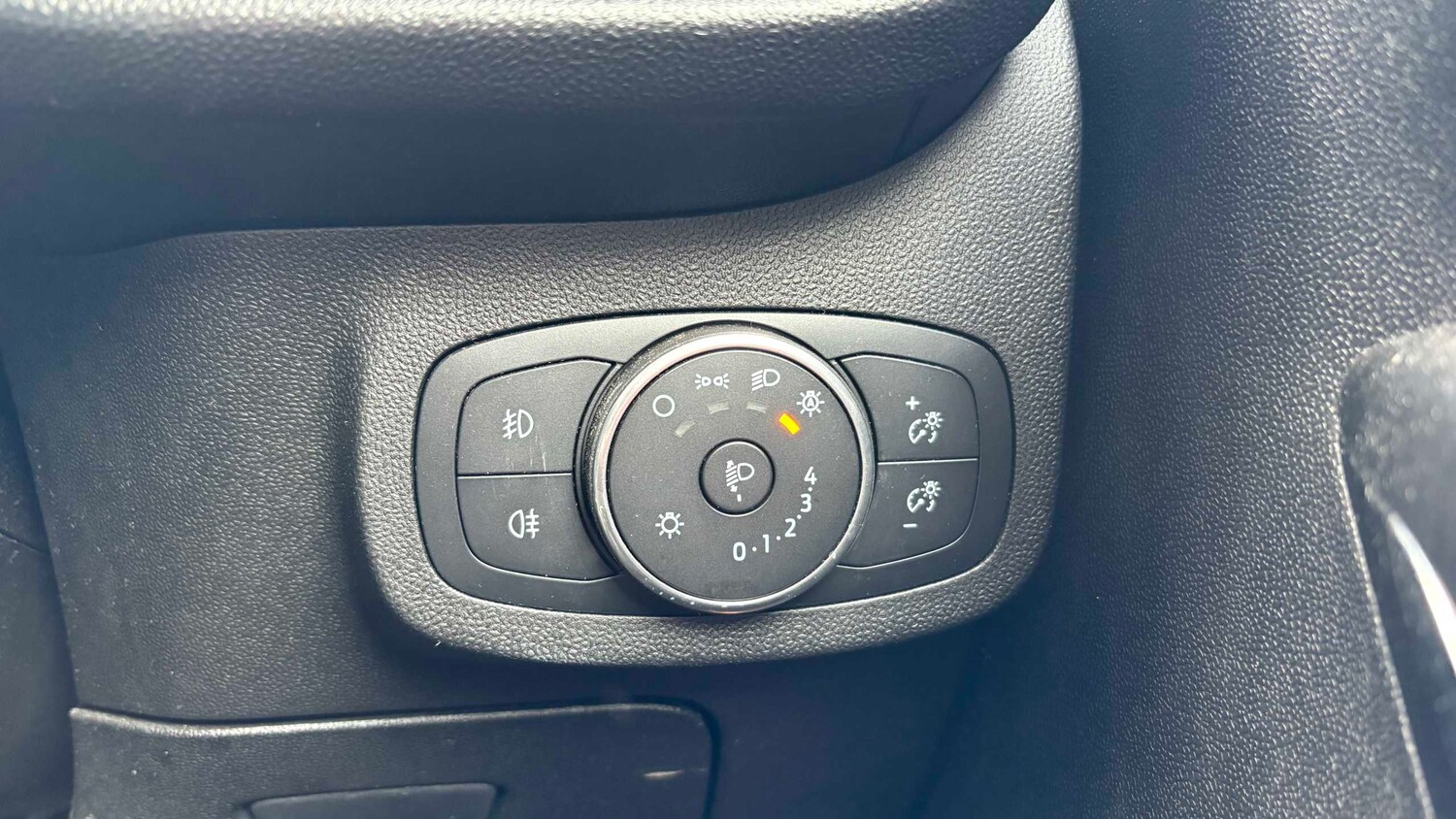 Used Ford Fiesta 2018 for sale - 78129793: Photo 23