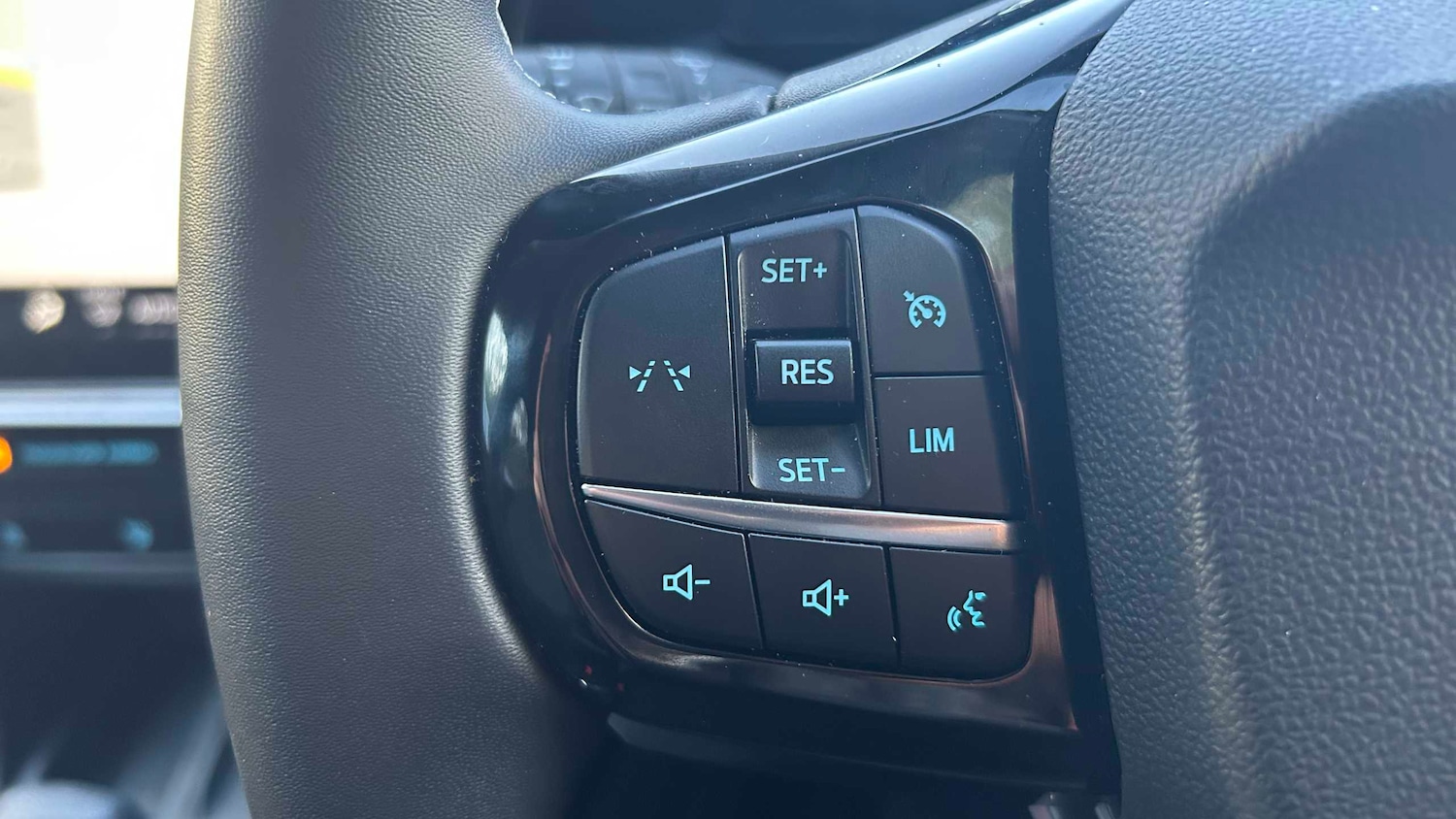 Used Ford Puma 2025 for sale - 76435618: Photo 23