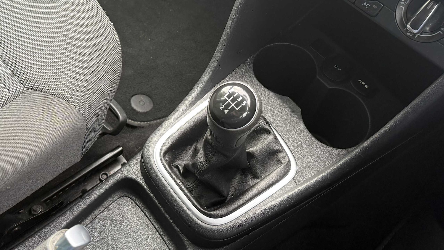 Used Volkswagen Polo 2013 for sale - 76362652: Photo 25