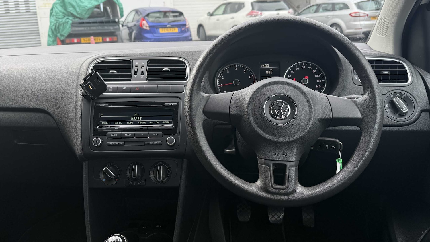Used Volkswagen Polo 2013 for sale - 76362652: Photo 8