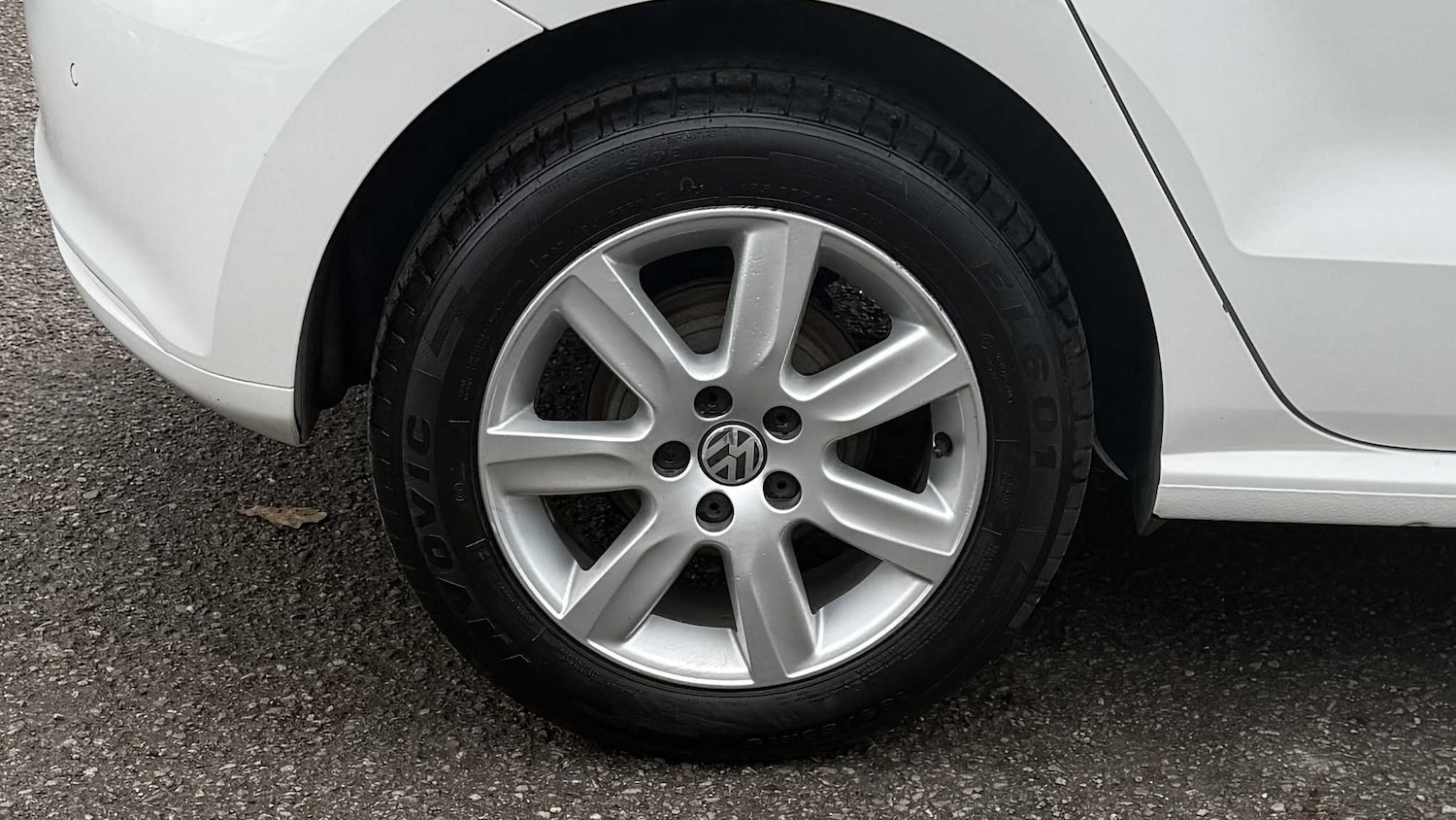 Used Volkswagen Polo 2013 for sale - 76362652: Photo 9