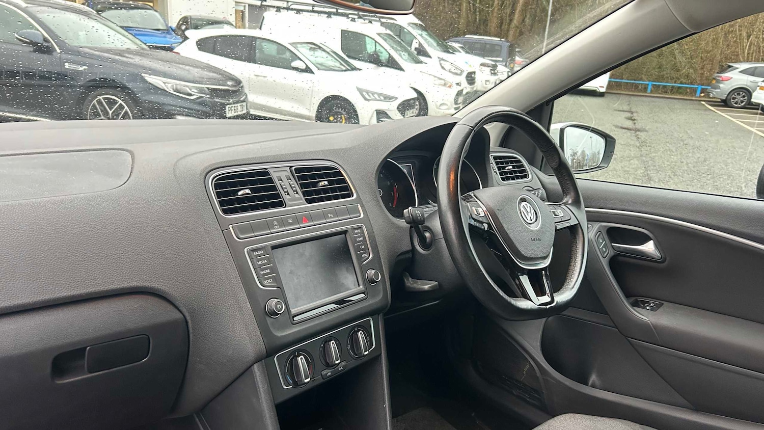 Used Volkswagen Polo 2017 for sale - 77458450: Photo 18