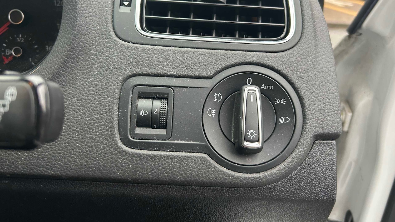 Used Volkswagen Polo 2017 for sale - 77458450: Photo 22