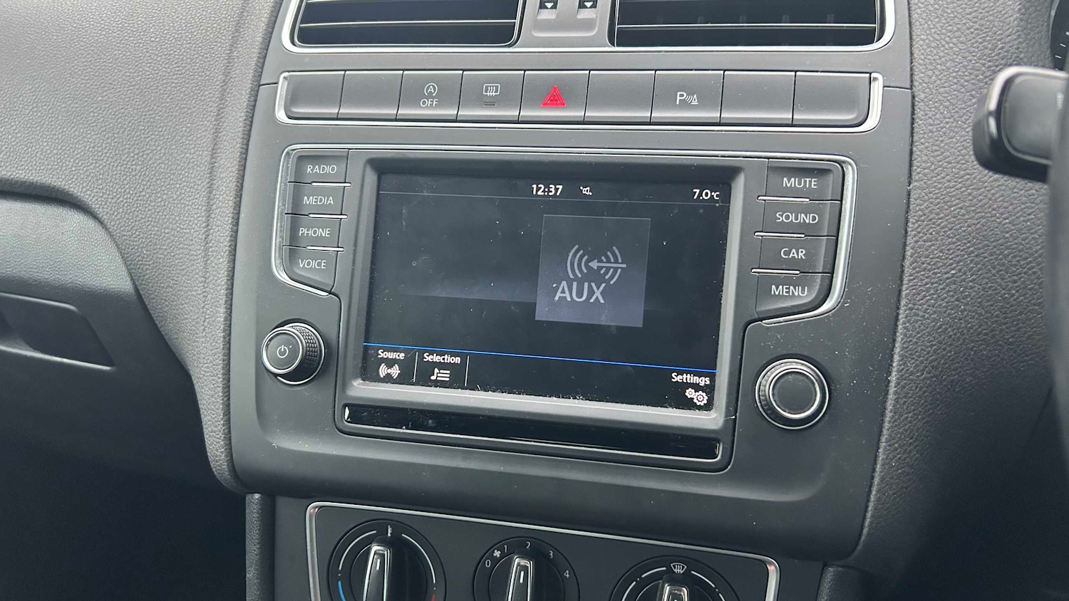 Used Volkswagen Polo 2017 for sale - 77458450: Photo 30