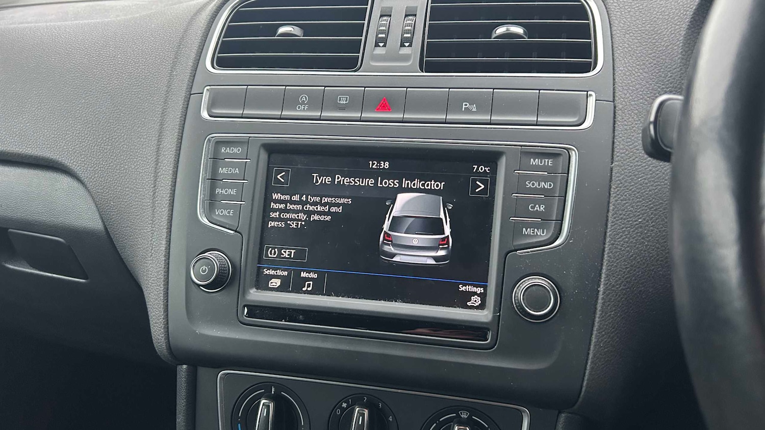 Used Volkswagen Polo 2017 for sale - 77458450: Photo 33