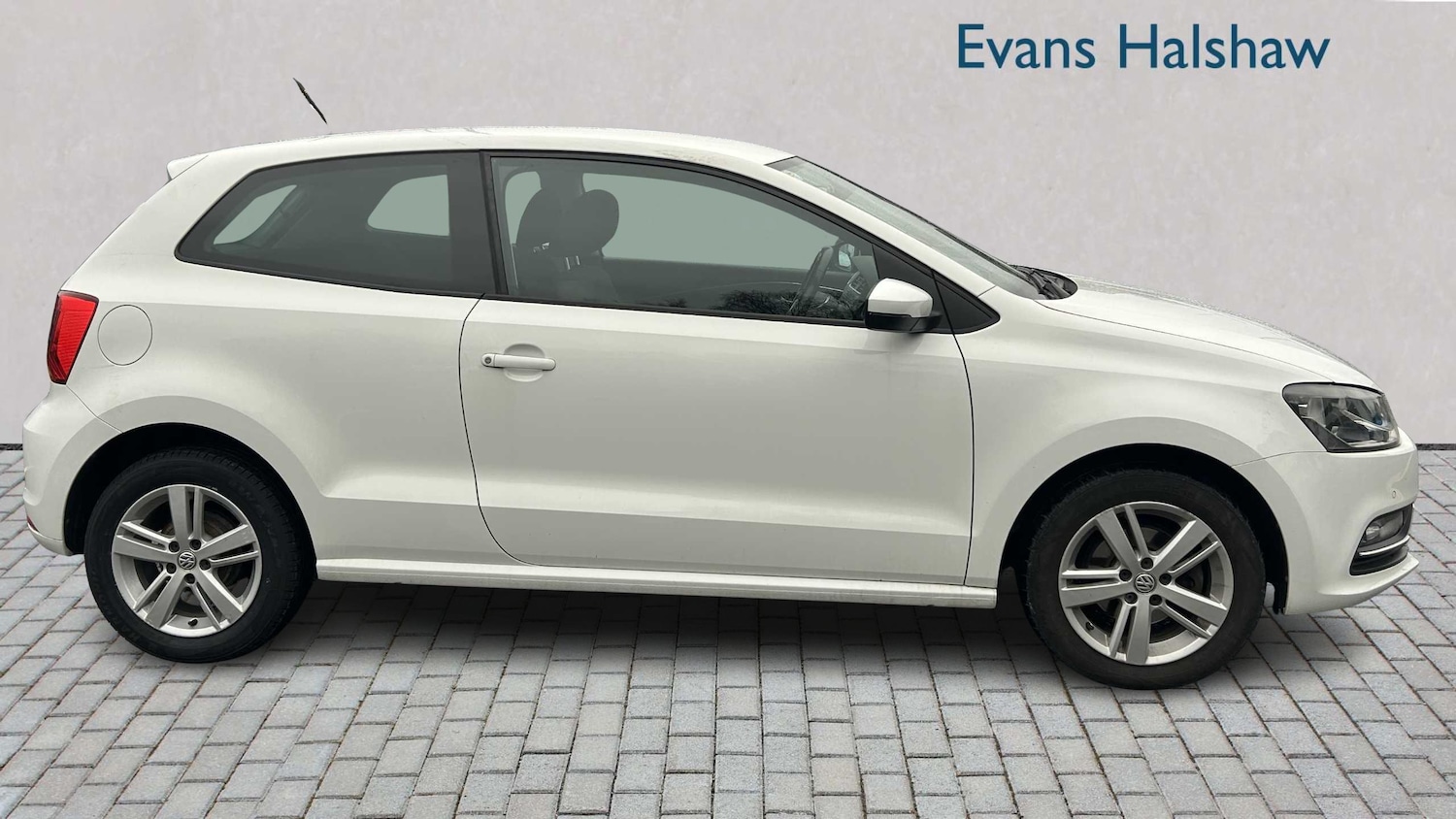 Used Volkswagen Polo 2017 for sale - 77458450: Photo 4