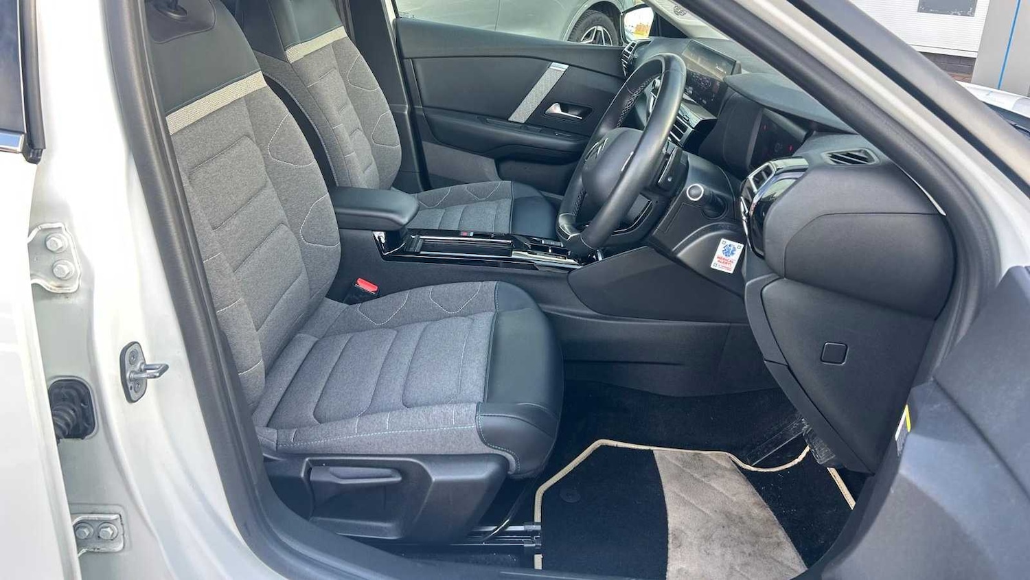 Used Citroen C4 2023 for sale - 77661191: Photo 19