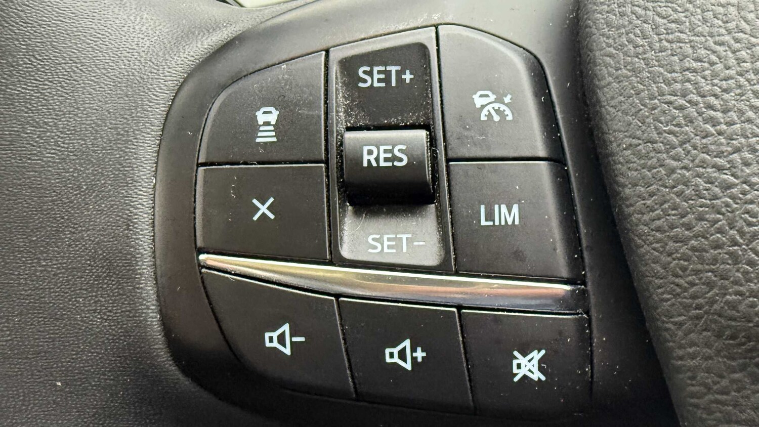 Used Ford Kuga 2022 for sale - 76141848: Photo 25